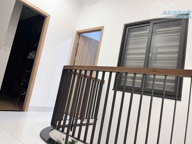 Bán Nhà 3 Tầng Ven Sông Hàn,  Sơn Trà – Ngang 6.2m, Giá Chỉ  nhỉnh 5 Tỷ - 4