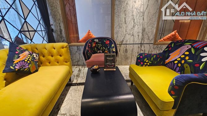 Bán khách san mặt phố Ngô Quyền DT 260m2 x 12 tầng - Mặt tiền 13m - Giá 230 Tỷ