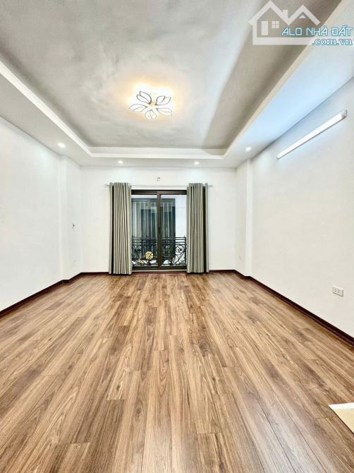📢📢📢Nhà Đối Diện Aeon Long Biên Ngõ To Đẹp, Ô Tô Đỗ Cổng - Giá chỉ từ 5.x tỷ - 4