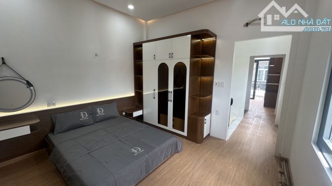 KHU VIP - TÂN THỚI NHẤT Q12 - HẺM OTO - GẦN MẶT TIỀN - FULL NỘI THẤT - 4