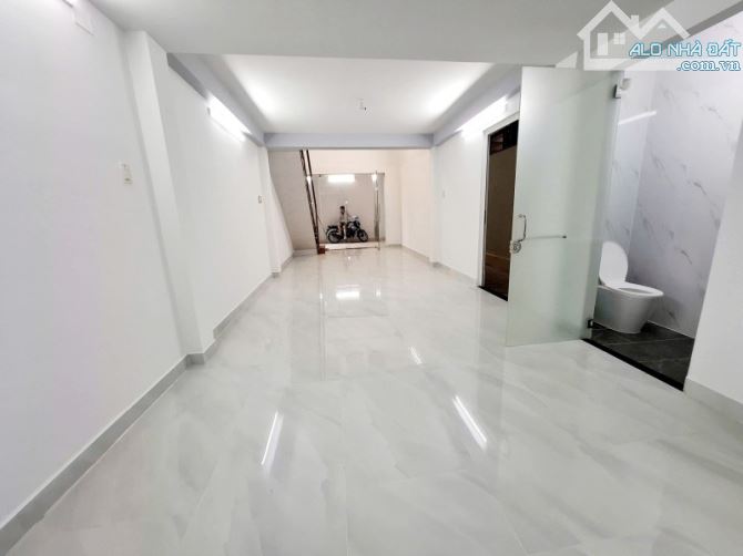 BÁN NHÀ HẺM ÔTÔ NGỦ TRONG NHÀ - DƯƠNG ĐÌNH NGHỆ QUẬN 11 - GẦN VÒNG XOAY LÊ ĐẠI HÀNH, 75M2 - 4