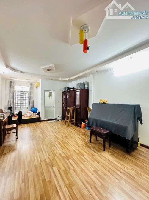 Bán nhà 3 tầng mặt tiền đường Châu Văn Biếc Vũng Tàu - 4