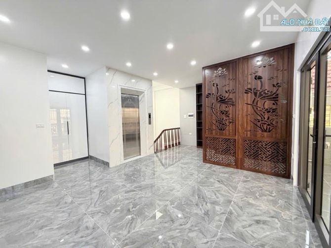 Hoàng Mai 50m x 6 tầng, mặt tiền 6.8m, giá 19.8 tỷ thương lượng - 4