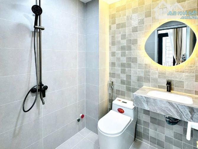 Bán nhà 2 lầu sân thượng hẻm Nguyễn Trọng Tuyển, Phú Nhuận - 4