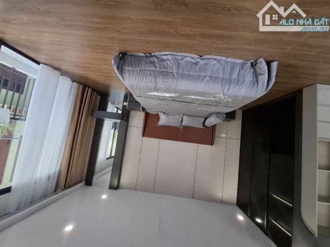 SIÊU PHẨM 6T NGỌC THUỴ-LÔ GÓC T MÁY-THÔNG Ô TÔ VÀO NHÀ, 2THOÁNG, 55M. 13 TỶ* - 4