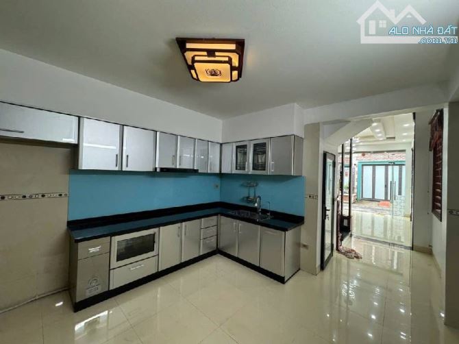 Nhà mặt phố đức giang kinh doanh 5 tầng - 4