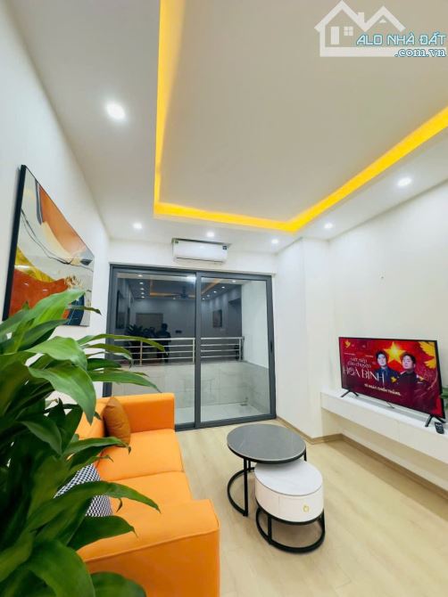 BÁN CHCC NÀNG HƯƠNG-THANH XUÂN,DT72M,2PN,2WC,CĂN GÓC FULL NT,BC RỘNG,GIÁ HƠN 5 TỶ - 4