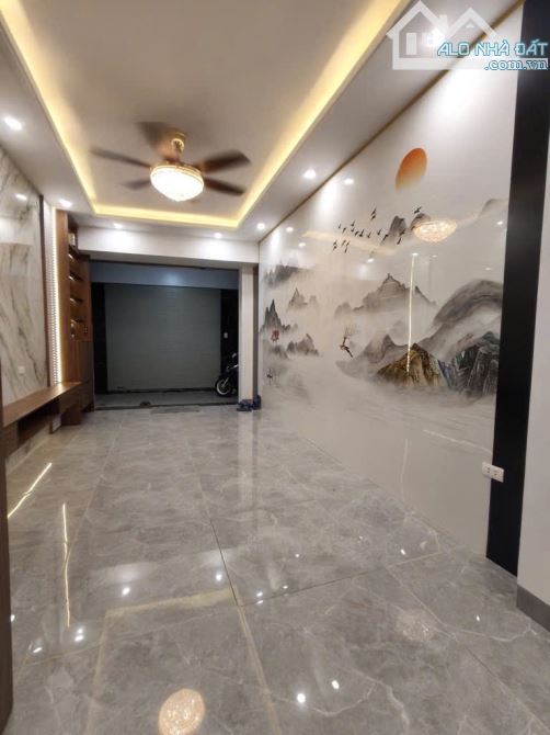 NHÀ MỚI Ở NGAY HỒ TÙNG MẬU 35M2 x 5 TẦNG GẦN PHỐ Ô TÔ TRÁNH. NHỈNH 7tỷ - 4