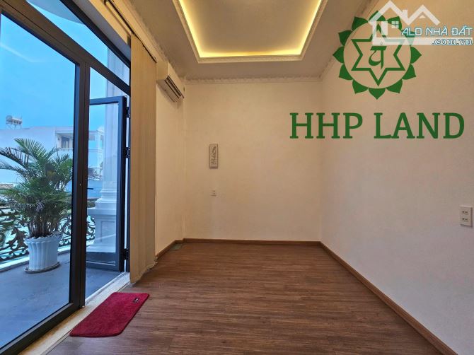 Cần bán gấp nhà vị trí 2 đường Nguyễn Ái Quốc, gần trại giam B5 - 4