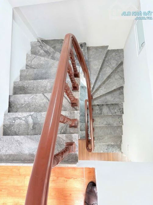 BÁN NHÀ THỊNH QUANG ĐỐNG ĐA LÔ GÓC NGÕ RỘNG KHÔNG ĐỐI NHÀ DT 42M 5T 7,6 TỶ - 4