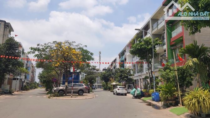 GẤP BÁN LÔ ĐẤT FUL THỔ CƯ NGAY TRẦN VĂN GIÀU DT 1200M2 NGAY KHU PHÂN LÔ ĐỒNG BỘ TÊN LỬA - 4