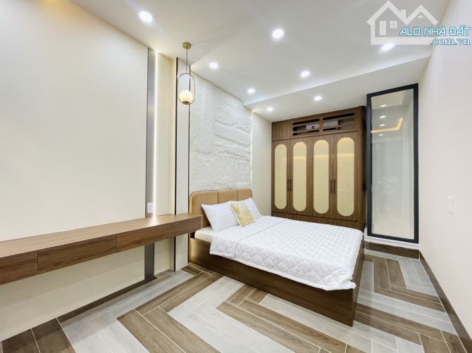 NHÀ KHU VIP CAO TẦNG ĐỒNG BỘ - FULL NỘI THẤT - 4 TẦNG - 45M2, P8 GÒ VẤP, NHỈNH 5 TỶ - 5