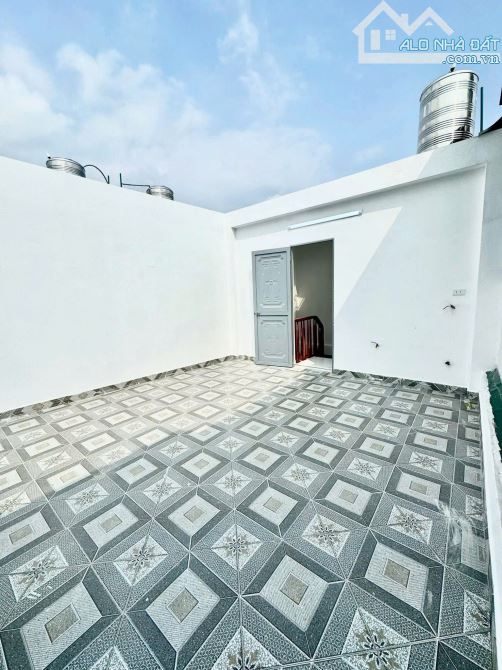 📢📢📢Nhà Đối Diện Aeon Long Biên Ngõ To Đẹp, Ô Tô Đỗ Cổng - Giá chỉ từ 5.x tỷ - 5