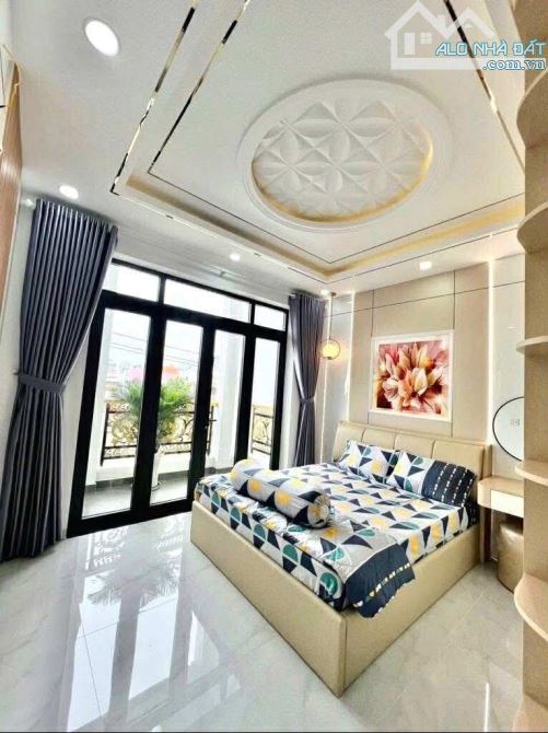 NHÀ ĐẸP BÌNH TRỊ ĐÔNG - 1 TRỤC TÊN LỬA - CẠNH MẶT TIỀN - ĐẾN AEON MALL CHỈ 5 PHÚT - 5