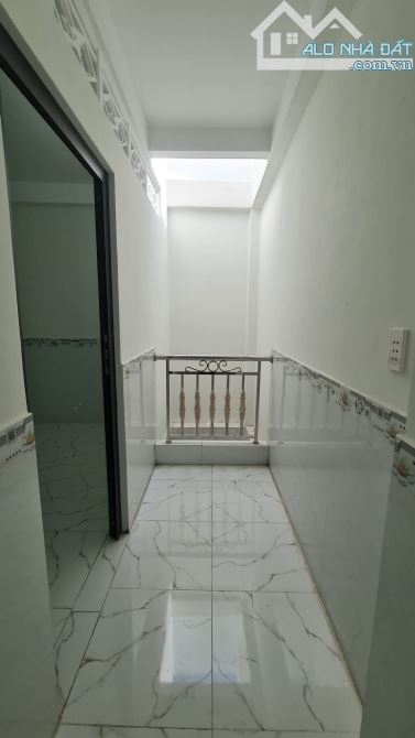 Nhà 1 Trệt Lửng Xây Riêng Lẻ - Sổ Hồng Riêng . Cách đường QL50 đúng 80m. Sổ Hồng Riêng - 5