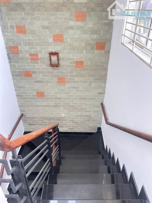 MẶT TIỀN ĐƯỜNG SỐ 236 - TĂNG NHƠN PHÚ A - QUẬN 9 - NHÀ 4 TẦNG - 85M2 - 5