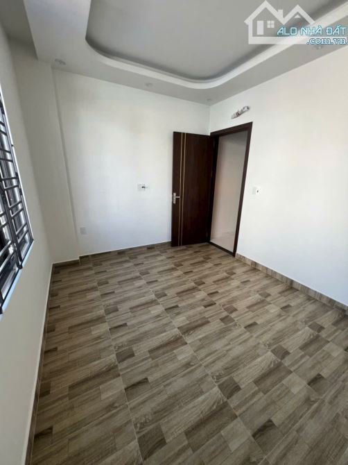 BÁN NHÀ 3 TẦNG MỚI TINH – NGAY CHỢ 208 NGUYỄN TRUNG THÀNH, HÙNG VƯƠNG – HẢI PHÒ - 5