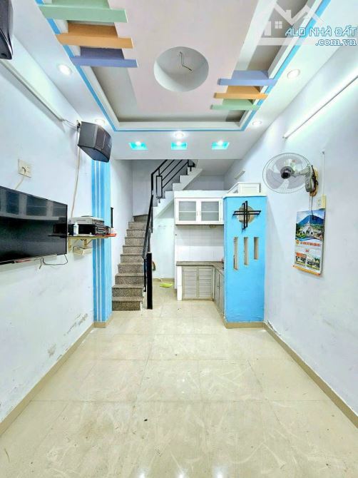Bán nhà hẻm xe hơi Chuyên Dùng 9, Phú mỹ, Quận 7, Dt 3 x 8m, 3 lầu. Giá 1,89 tỷ - 5
