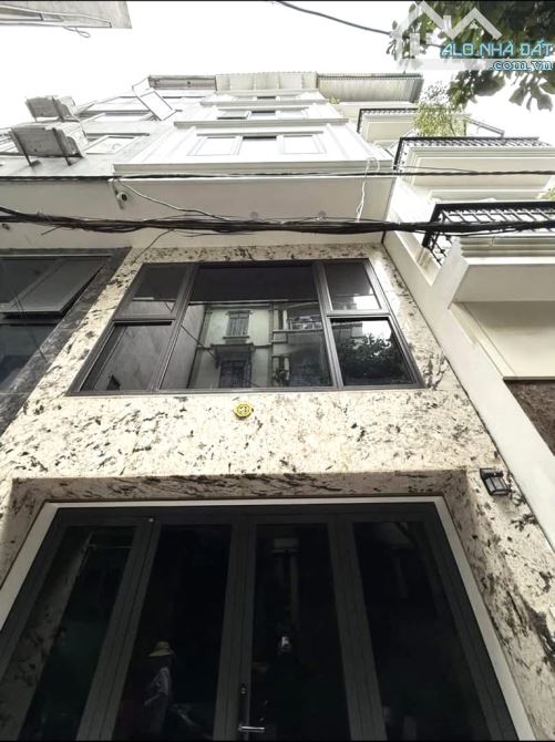 SIÊU PHẨM YÊN HOÀ - 1 NHÀ RA MẶT PHỐ - NGÕ RỘNG 3.5M - Ô TÔ ĐỖ CỬA - 42m2 - giá 13.5 tỷ - 5
