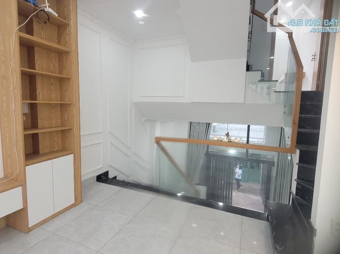 NGỘP -ĐƯỜNG SỐ 8 -P. BHHB - Q.BÌNH TÂN- NHÀ ĐẸP 5 TẦNG- 2 MẶT HXH-DT:4*12m- 4 TỶ 780 - 5