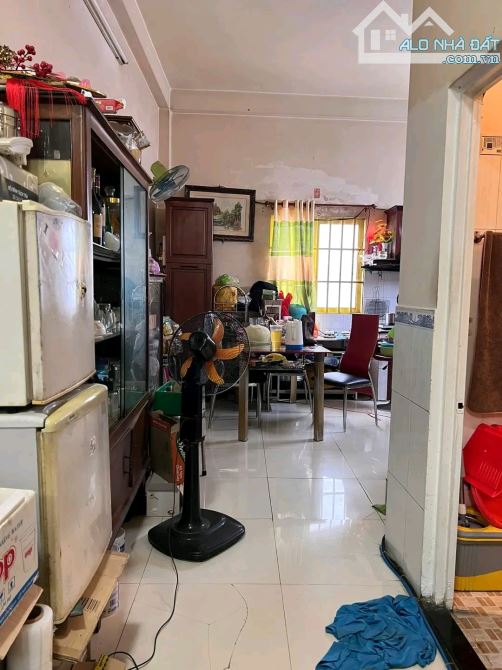 Bán căn nhà trên Đất 150m² 3 tầng cũ 5x30m Tô ký Hóc môn giá 7.8 tỷ - 5