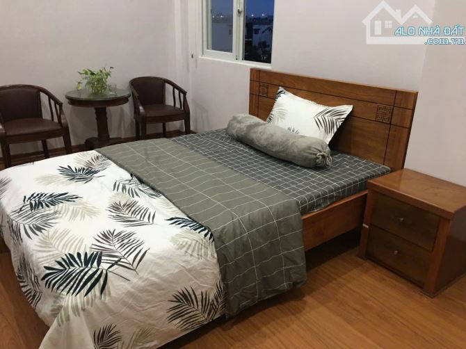 Bán tòa căn hộ 4 tầng, 7 phòng, dòng tiền 30tr Thanh Lương 9, Cẩm Lệ. DT 100m2. Giá 8.2 tỷ - 5