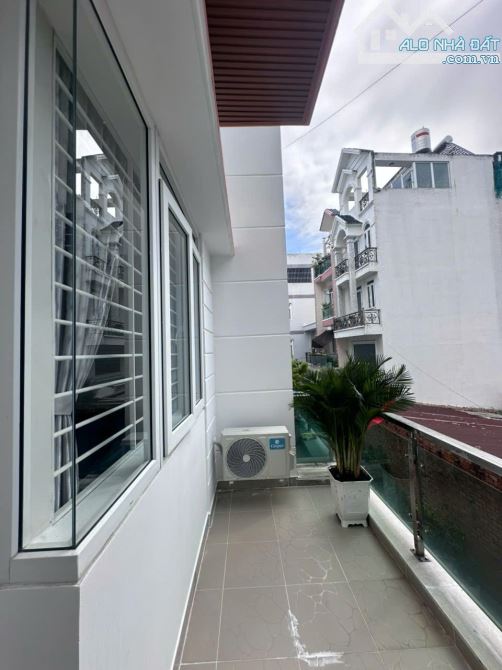Phạm Văn Chiêu- 47m2 - 6.xx tỷ- 4 Tầng - 4 PN- Hoàn công - SHR - 9