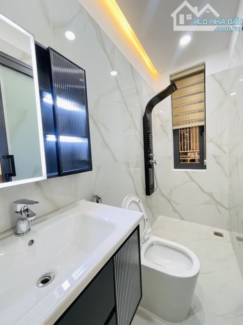 NHÀ KHU VIP CAO TẦNG ĐỒNG BỘ - FULL NỘI THẤT - 4 TẦNG - 45M2, P8 GÒ VẤP, NHỈNH 5 TỶ - 6