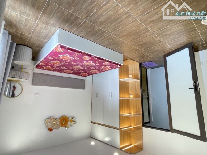 BÁN NHÀ PHỐ HOA LÂM 5 tầng oto đỗ gần chỉ 7 đồng - 6