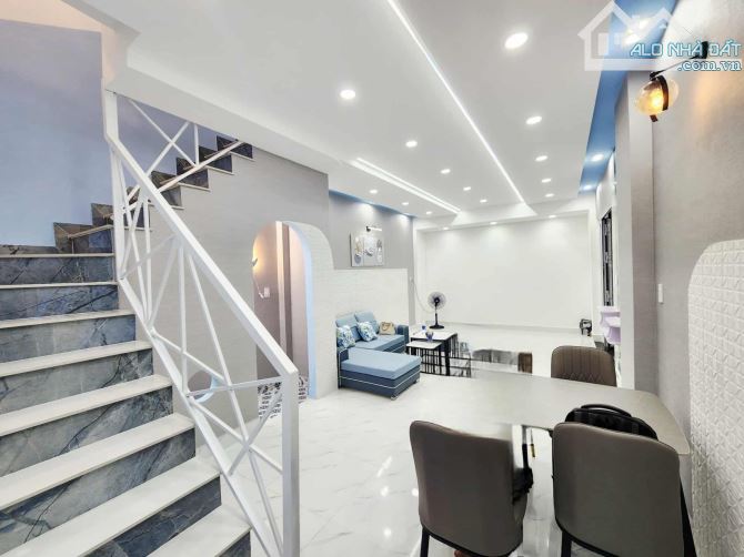 BÁN NHÀ HXH NGUYỄN THẾ TRUYỆN 41M2 2 TẦNG NHÀ MỚI CHỈ 4.98 TỶ - 6