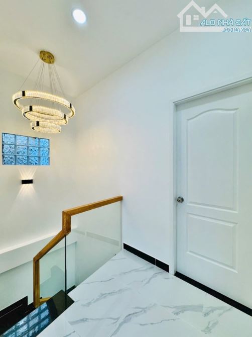 Gần mặt tiền HXH Bùi Đình Túy P12 Bình Thạnh 3 tầng 30m2 chỉ hơn 5 tỷ - 6