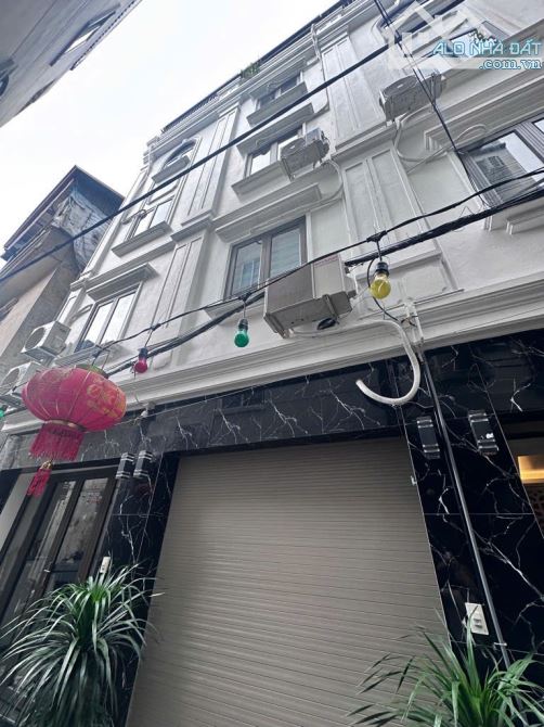 SIÊU PHẨM NHÀ MỚI PHỐ TƯ ĐÌNH - NGÕ RỘNG BA GÁC - 30M RA Ô TÔ TRÁNH - DT 30Mx MT 3M - 6