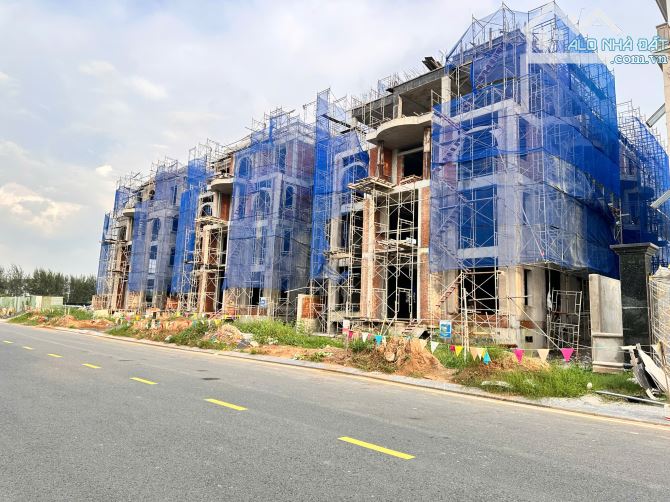 150 TỶ- BÁN SIÊU BIỆT THỰ ĐƠN LẬP ,351m2- view sông sài gòn, KDC vạn phúc ,tp.thủ đức, - 6