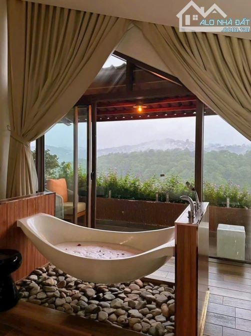 hu resort nghỉ dưỡng  view đồi thông Khe Sanh DT : 11000m2 Giá : 270 Tỷ - 6