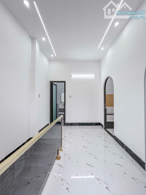 BÁN NHÀ TRỆT LẦU MỚI 100% ĐANG HOÀN THIỆN CÁCH CHỢ AN BÌNH 100M- ĐƯỜNG HOÀNG QUỐC VIỆT - T - 6