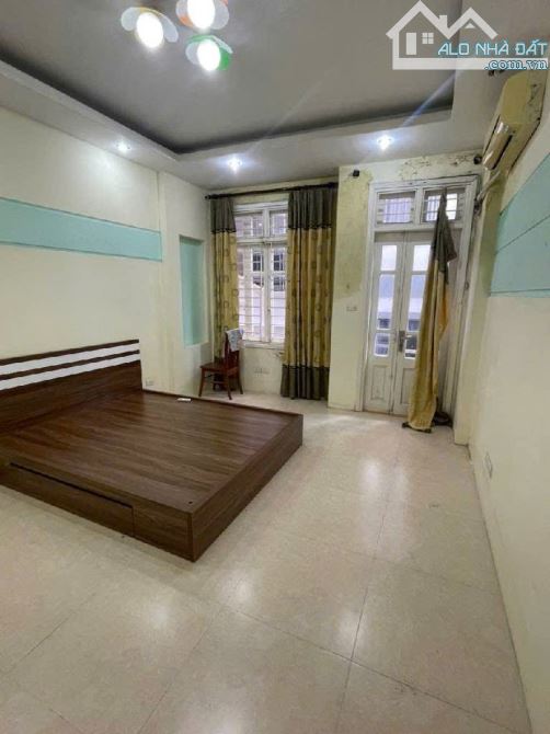 Linh Quang - Nhà dân xây chắc chắn - Kinh doanh nhỏ - Ô tô đỗ cửa  - Đi bộ ra hồ - 6