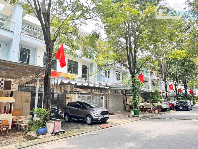 11 TỶ- CẦN BÁN CĂN NHÀ PHỐ, KHU DÂN CƯ PHÚ ĐÔNG,đường trần thị vững, p.an bình, dĩ an,BD - 7