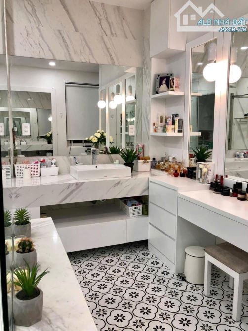 Bán nhà mặt tiền Hoa Lan Phú Nhuận – DT 60.9m², 4 tầng, lô góc, nhỉnh 29 tỷ - 7