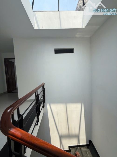 97.5m2 - Giá 16.5 tỷ - Ngang 5m - Mặt đường số 1 khu Chợ Lớn, Q7 - 7