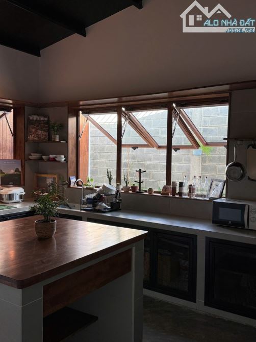 -Chủ cần bán gấp Homestay MT Nguyễn Duy Trinh, 165m2, mới coáng đang cho nc ngoài thuê 15t - 7