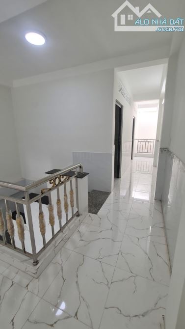 Nhà 1 Trệt Lửng Xây Riêng Lẻ - Sổ Hồng Riêng . Cách đường QL50 đúng 80m. Sổ Hồng Riêng - 7