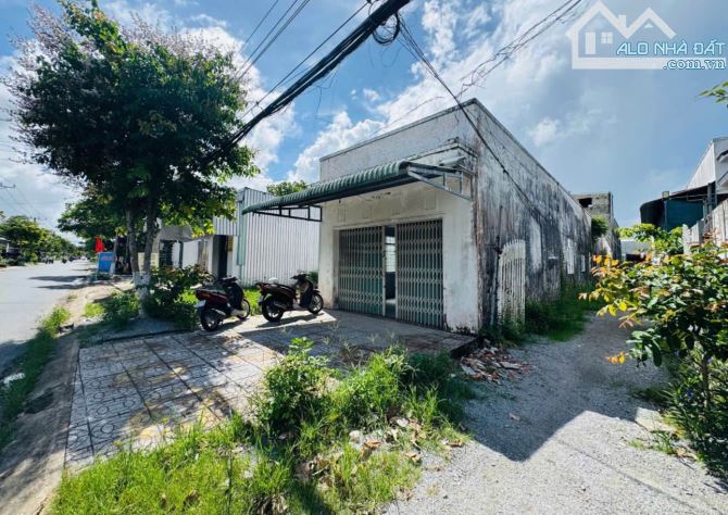 Hàng Ngộp Chủ Cần Bán nhanh Căn nhà ở Gần Ngã Ba Hồng Châu Hóc Môn 108m2 Sổ hồng riêng - 7