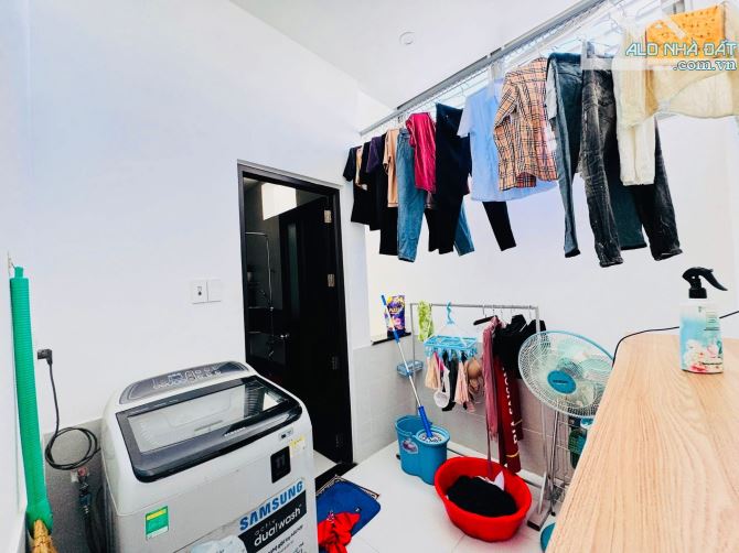 NHÀ 3 TẦNG KIỆT OTO 5M TÔN ĐẢN FULL NỘI THẤT - 7