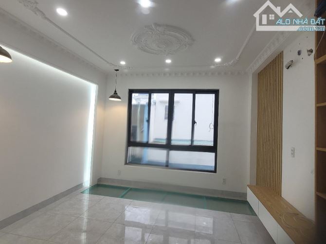 NGỘP -ĐƯỜNG SỐ 8 -P. BHHB - Q.BÌNH TÂN- NHÀ ĐẸP 5 TẦNG- 2 MẶT HXH-DT:4*12m- 4 TỶ 780 - 7