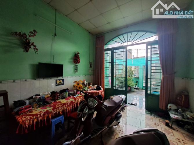 BÁN NHÀ XÃ LONG HẬU, H. CẦN GIUỘC, T. LONG AN - 7