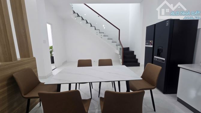Bán nhà mặt tiền đường Nguyễn Phúc Chu - Thành nhất - 7