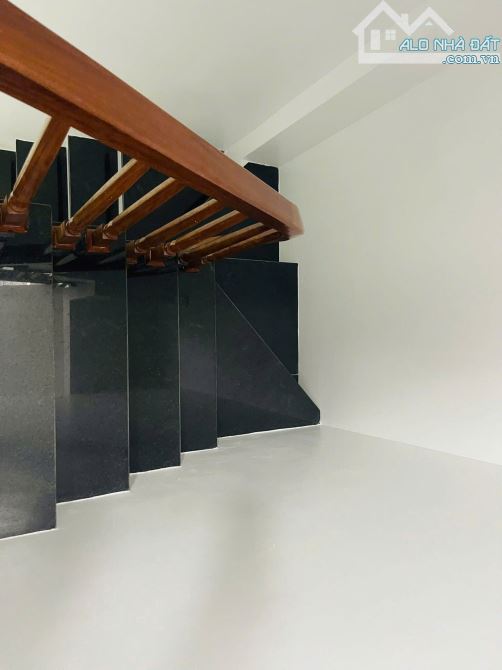 Nhà đẹp đường Láng mới tinh 80m ra ô tô thông Chùa Láng 4 tầng 40m2 4PN đủ nội thất ở luôn - 8