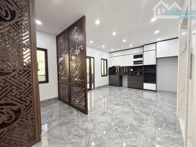 PHÂN LÔ-ĐỀN LỪ-HOÀNG MAI-Ô TÔ TRÁNH-6 TẦNG MỚI KENG-THANG MÁY VI - 8