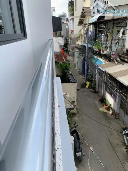 Nhà 4 tầng, full nội thất, HXH Tây Thạnh, 75m2, ngang 4.7m, chỉ 7.9 tỷ - 8