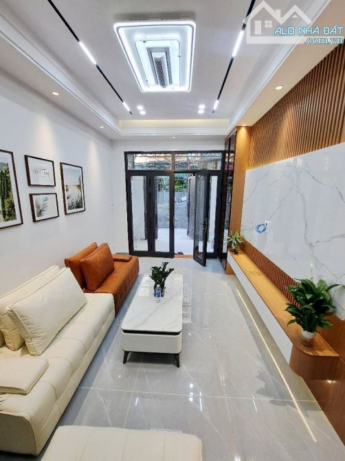 SIÊU PHẨM NHÀ ĐẸP KIM GIANG THANH XUÂN 40M 4 TẦNG Ở NGAY - 8